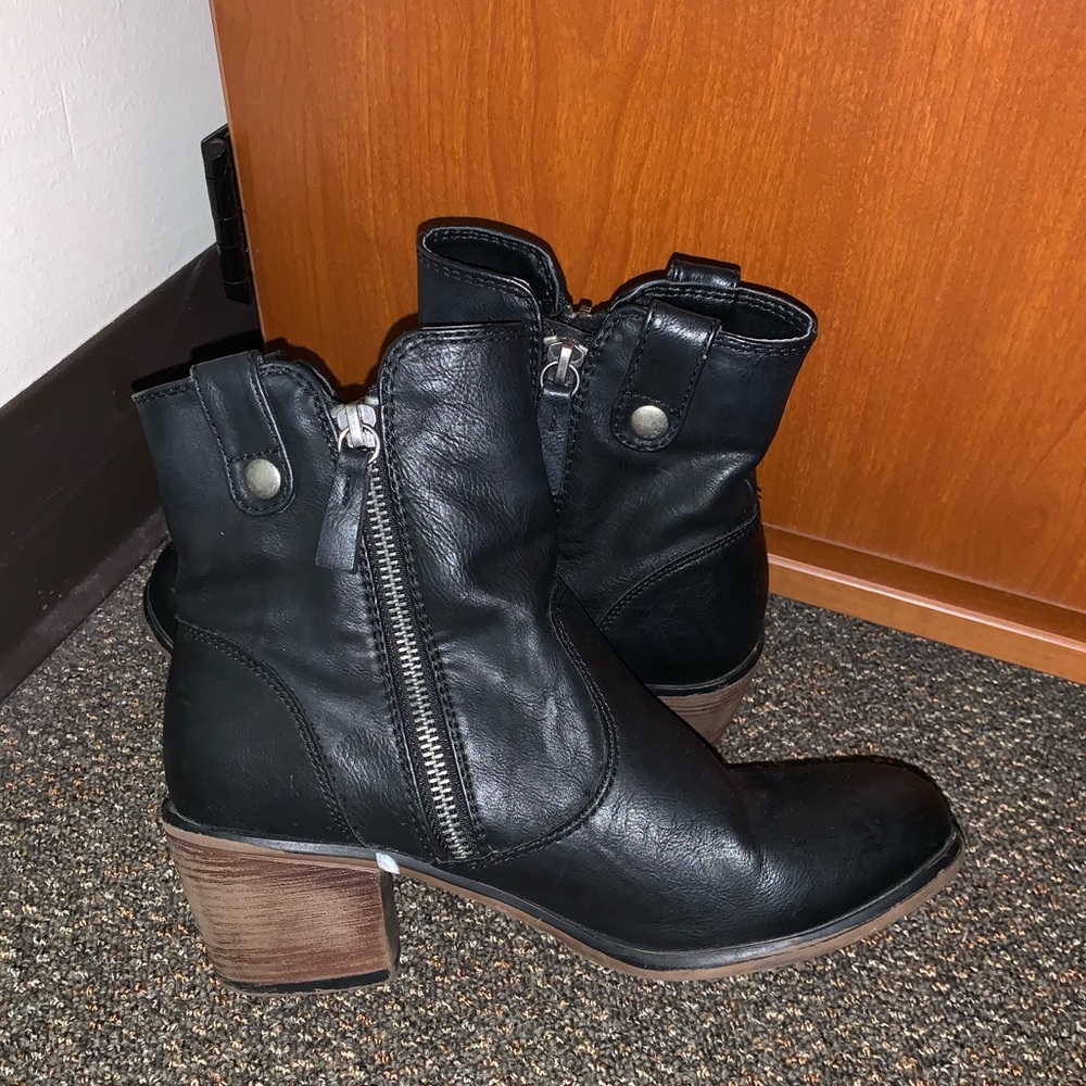 Black Booties